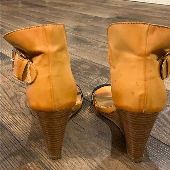 Tan and Black Wedge Heels - Picture 4 of 5